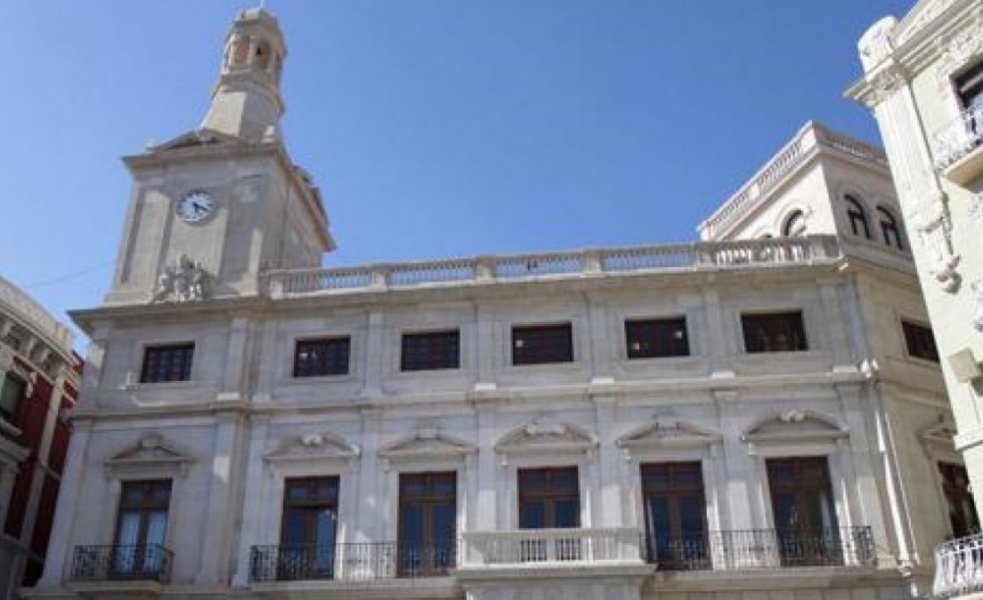 La façana de l'edifici de l'ajuntament de Reus. FOTO: CEDIDA.