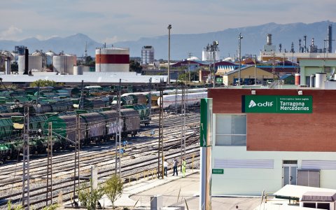 La AEQT y la Autoritat Portuària insisten en la urgente implementación del tercer fil, por el litoral en una primera fase. FOTO: CEDIDA.