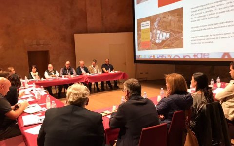 La reunió va celebrar-se al Convent de les Arts d'Alcover. FOTO: CEDIDA.