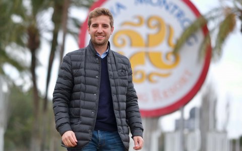 Alejandro Giménez Martínez está al frente del resort de cinco estrellas de Mont-roig. FOTO: XAVI JURIO.
