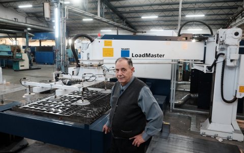 Jaume Catà en las instalaciones de su empresa en Banyeres del Penedès. FOTO: XAVI JURIO.