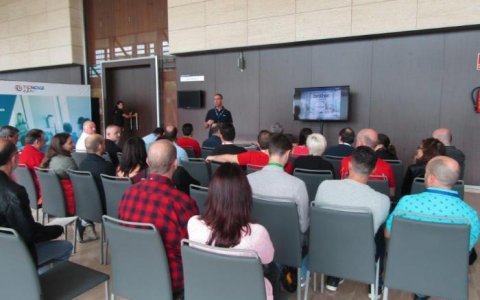 Una de les activitats de la convenció de TICNOVA.