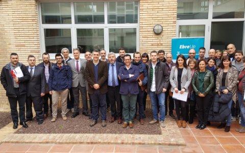 Representants de les empreses participants, amb assessors i representants institucionals. FOTO: CEDIDA.