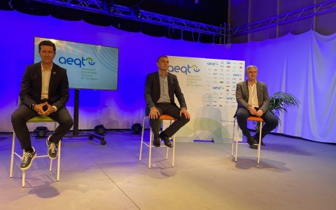 Un momento de la presentación del plan estratégico, con el presidente de la AEQT, Rubén Folgado, y los vicepresidentes Ignasi Cañagueral y Manu Segura.