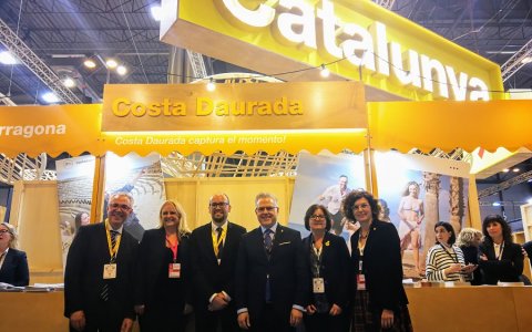Els representants dels municipis de Cambrils, Reus, Salou i Vila-seca la Pineda-Platja, a Fitur. FOTO: CEDIDA.