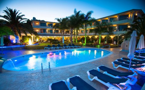 L'Hotel Miami Mar és el primer 4 estrelles de la comarca del Montsià. FOTO: IE.