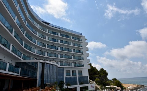 El sector hotelero lleva años haciendo un continuo esfuerzo inversor para que sus instalaciones sean competitivas. FOTO: CEDIDA.