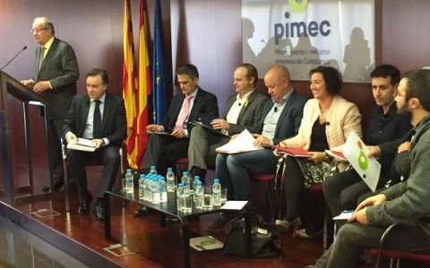 PIMEC ha assegut als representants de les diferents forces polítiques per debatre l'actual situació política. FOTO: CEDIDA.