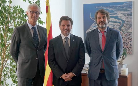 El president del Port, amb els representants de la Cambra de Comerç Brasil-Catalunya. FOTO: CEDIDA.
