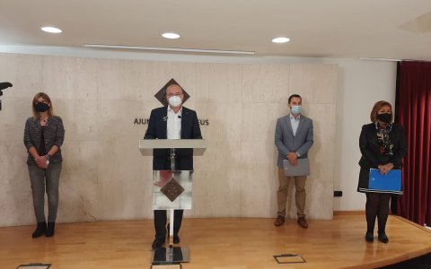 Moment de la presentació del pla per part de l'alcalde de Reus i els seus regidors. FOTO: CEDIDA.
