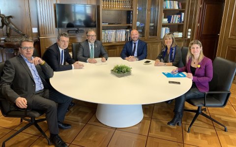 Els presidents de la Diputació durant la reunió. FOTO: CEDIDA.